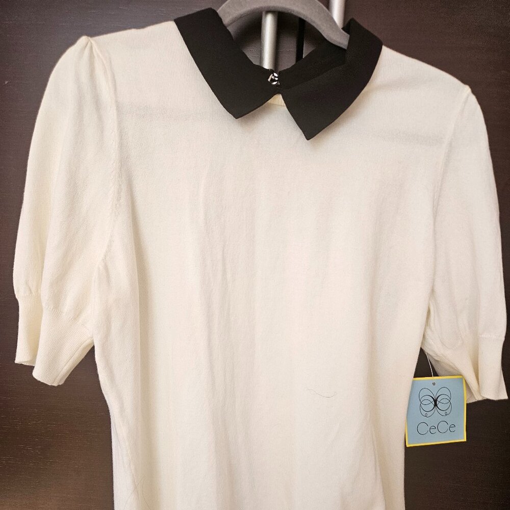 CeCE top with black collar
